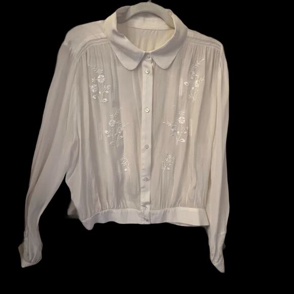 FAVORITE DAUGHTER GARDEN PARTY FLORAL EMBROIDERED SHIRT.IVORY. SZ 14 (XXL).
NWOT - Picture 1 of 8
